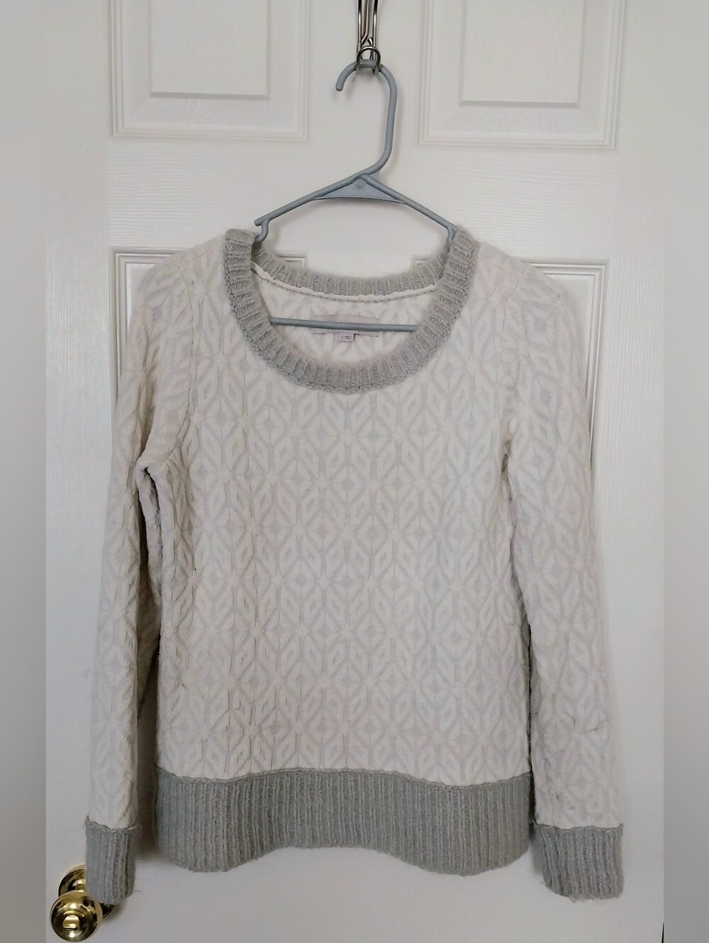 LOFT Fair Isle Geometric Diamond Knit Sweater Cream Gray Crewneck Cozy Size S